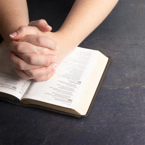 Why You Feel Distant from God and How to Fix It: Six Easy Steps For Daily Prayer